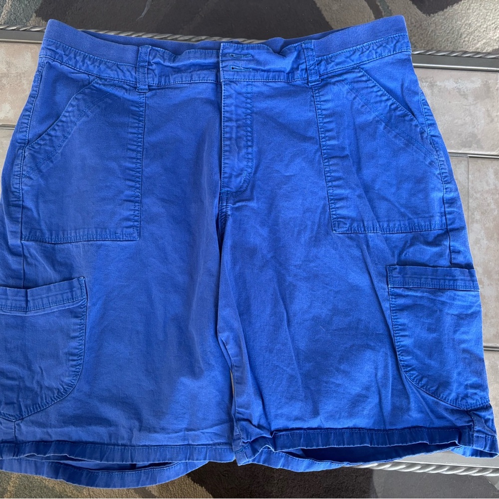 EUC - Riders by Lee Bermuda Shorts - 16